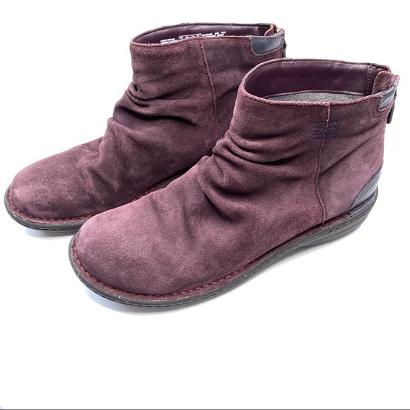 clarks avington swan boots